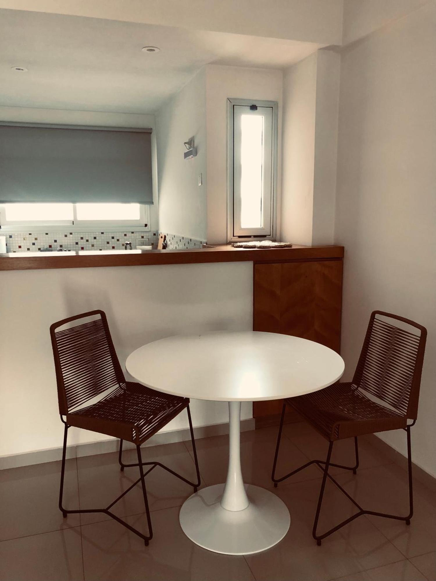 Amplio Monoambiente, Moderno, Comodo Y Luminoso En Apartment *